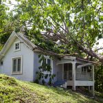 Comment choisir la bonne assurance dégâts tempête ?