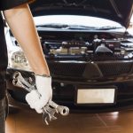 Réparation voiture ancienne interdite : vrai ou faux
