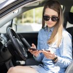 Le permis de conduire désormais disponible sur smartphone.