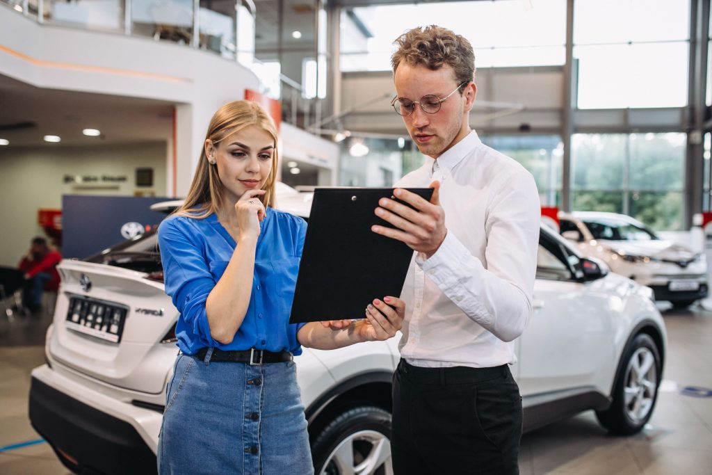 Quels documents fournir pour revendre votre voiture ? Découvrez la liste !