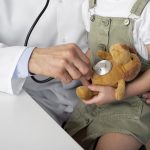 Maladies infantiles : conseils et astuces pour bien couvrir vos enfants